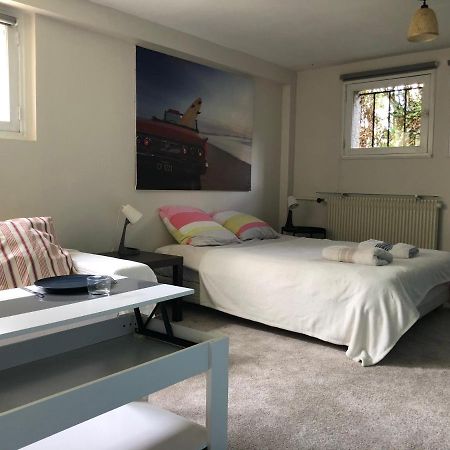 Chambre indépendante aux pied des Pyrénées Billere Extérieur photo